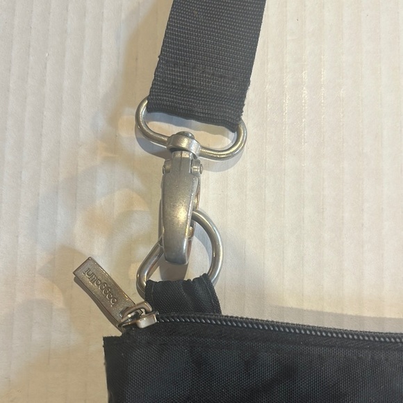 Baggallini Black Crossbody Bag w 4 front zippers back pocket adjustable strap - Picture 13 of 14